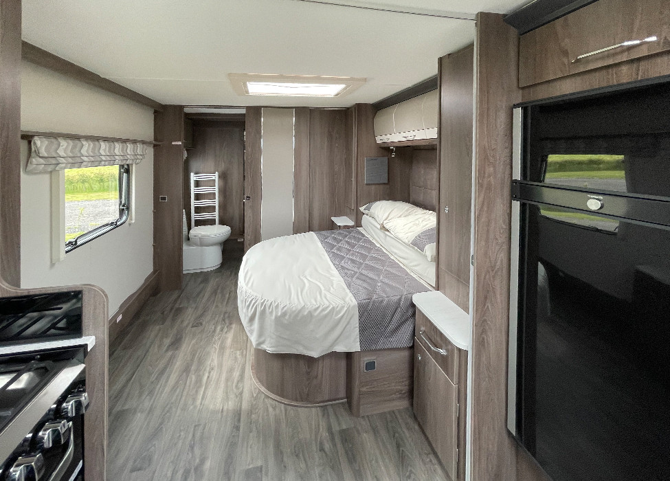 Coachman Laser’s Exclusive Features