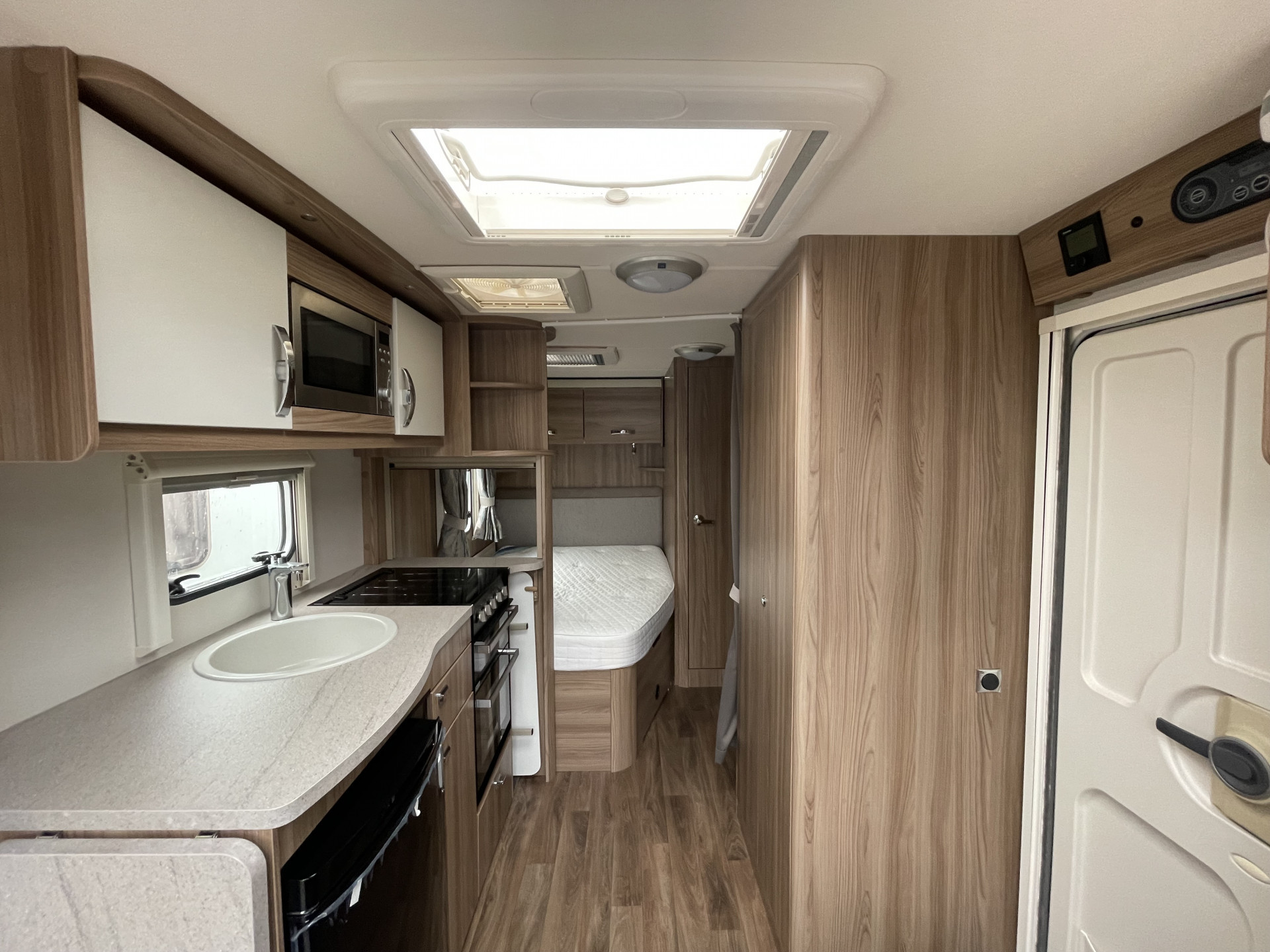 Used 2015 Swift Kudos 470 for sale in Cheshire
