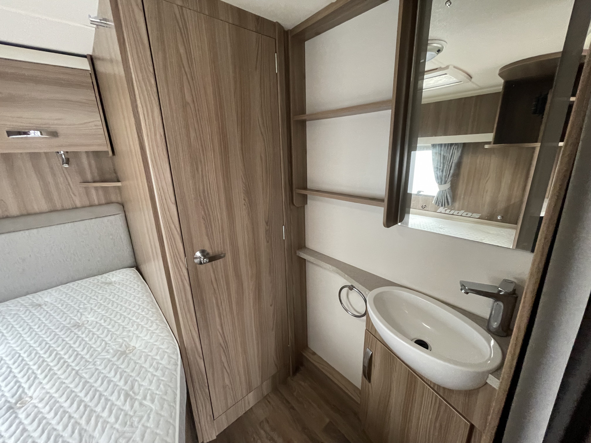 Used 2015 Swift Kudos 470 for sale in Cheshire