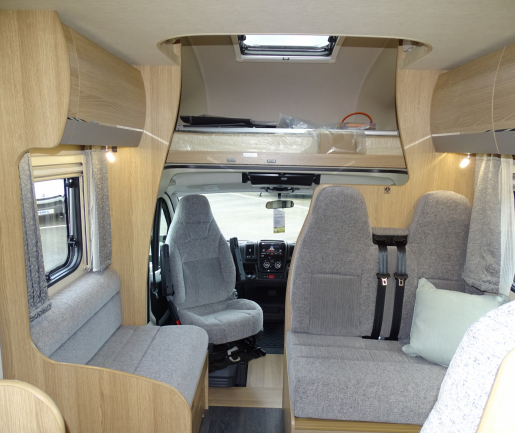 Auto-Trail Imala 736