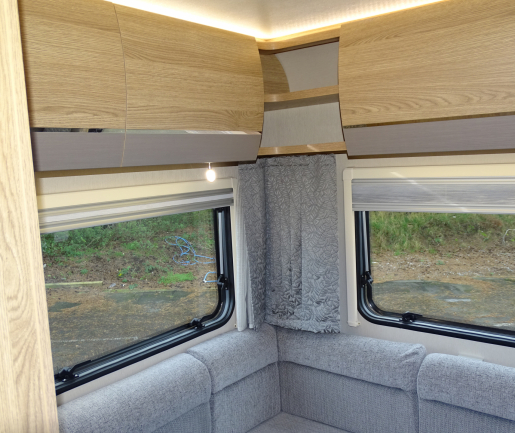 Auto-Trail Imala 736