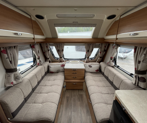 Swift Challenger 570