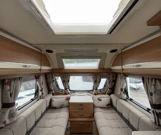 Swift Challenger 570