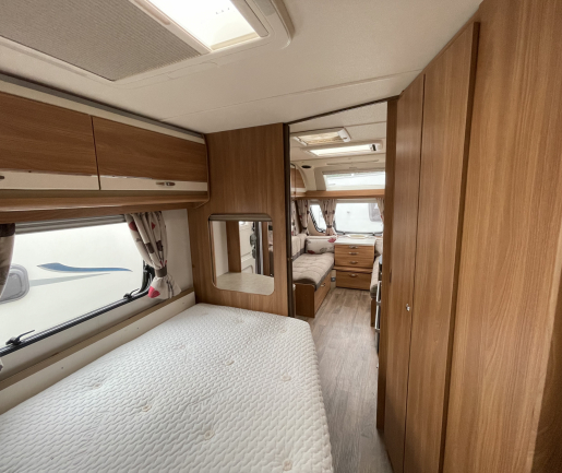 Swift Challenger 570