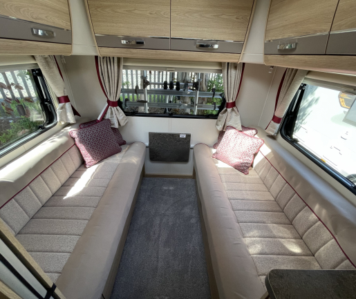 Elddis Autoquest Prestige 196