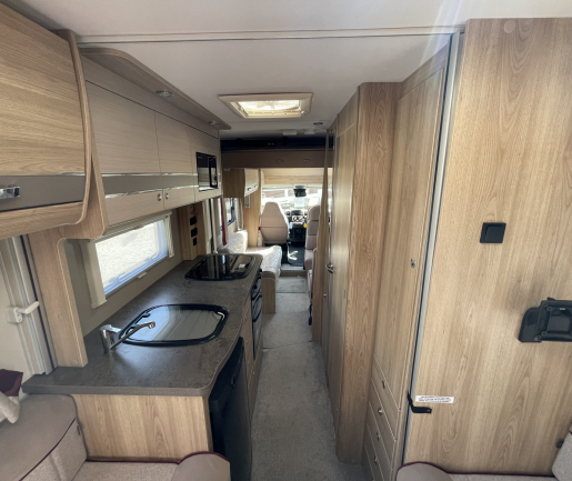 Elddis Autoquest Prestige 196
