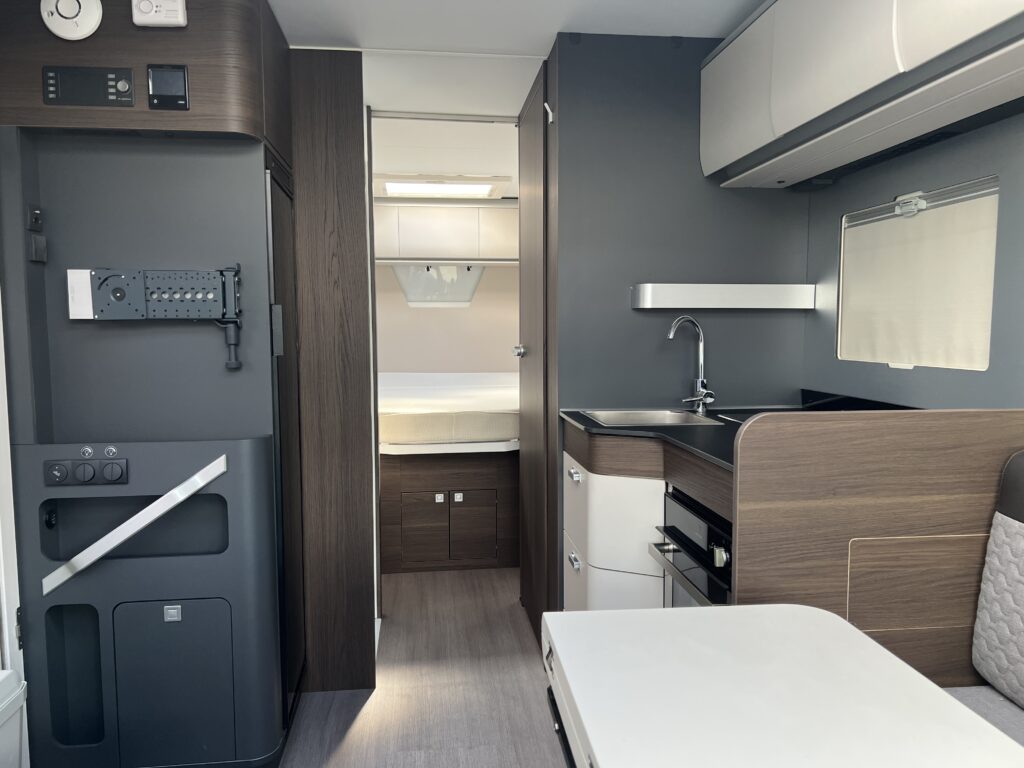 Adria Coral Supreme 670DC 2022 2 Scaled