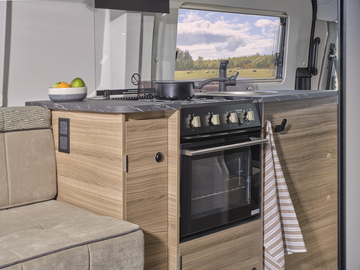 2027 Bailey Endeavour B68 Kitchen