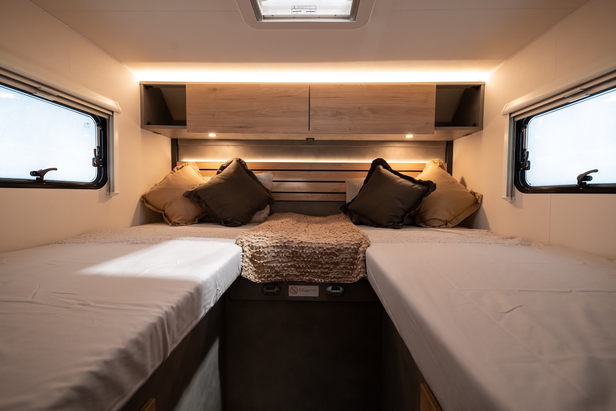 2027 Elddis Whirlwind Gt Single Beds