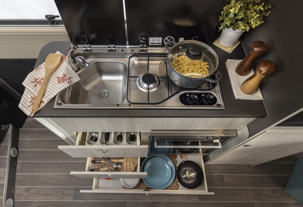 2027 Roller Team Livingstone 2 Kitchen