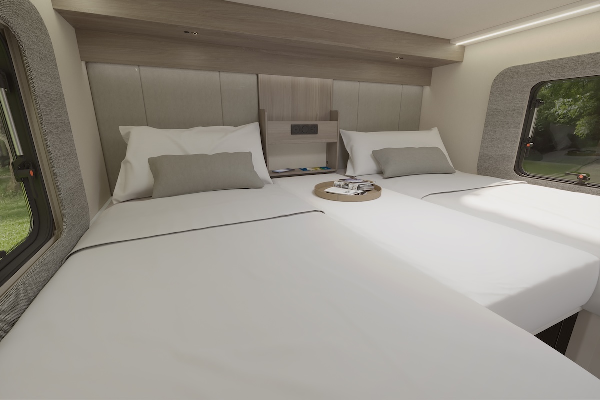 2027 Voyager 584 Bedroom SS 18 06 2026