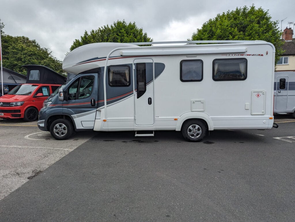 18799 7741c6b8 36c4 46e0 9b40 D42420012434