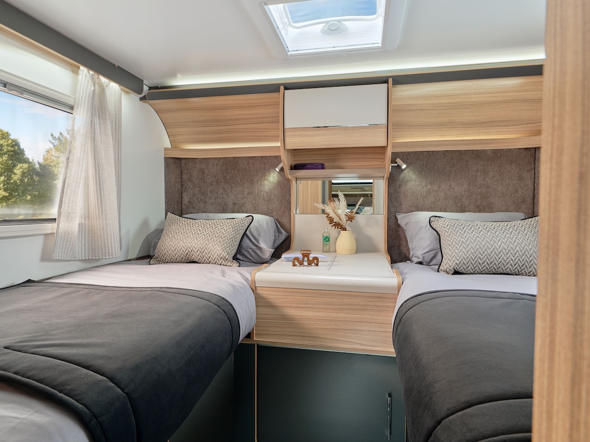 2026 Bailey Adamo 75 4T Twin Single Beds Caption