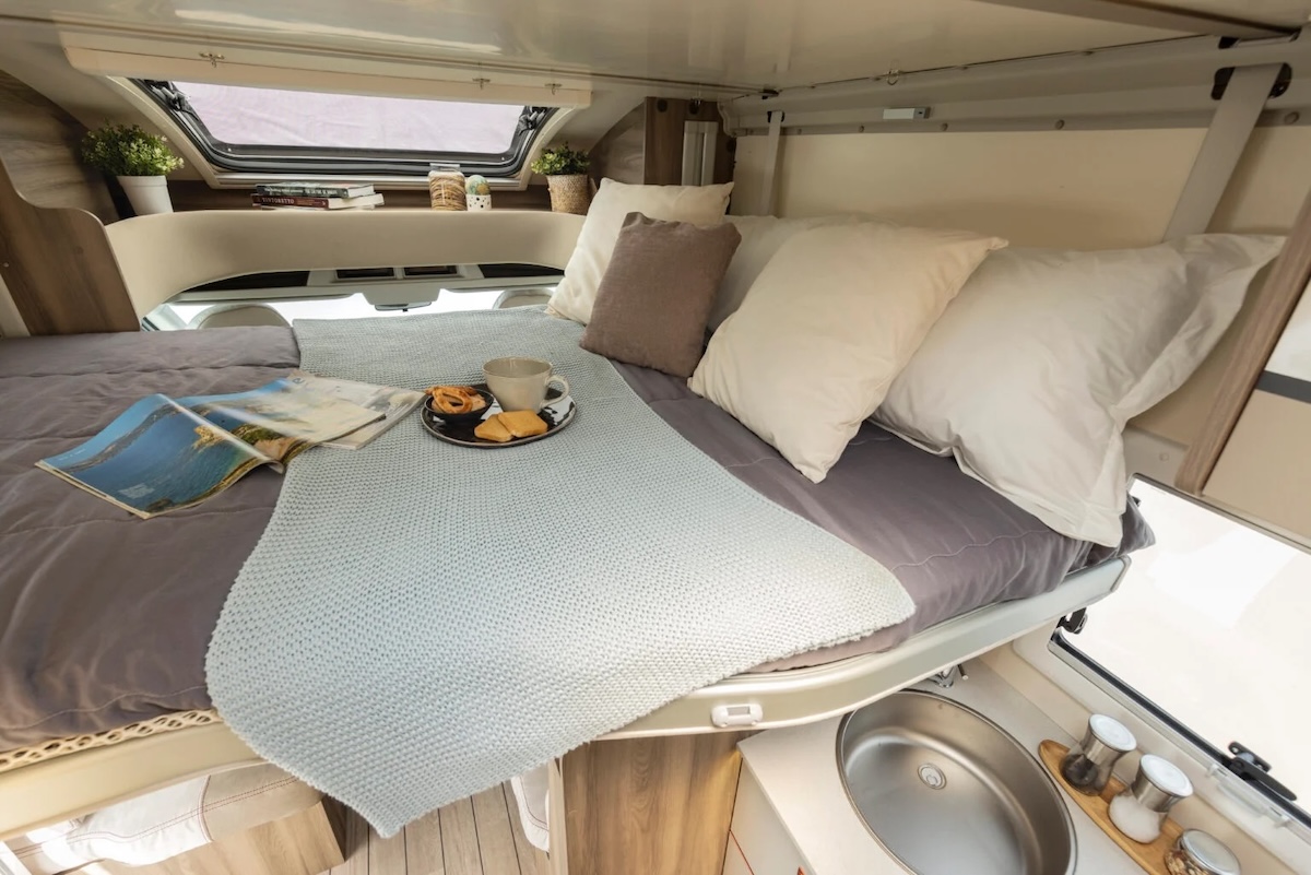 2026 Roller Team Kronos Compact 665 Dropdown Bed