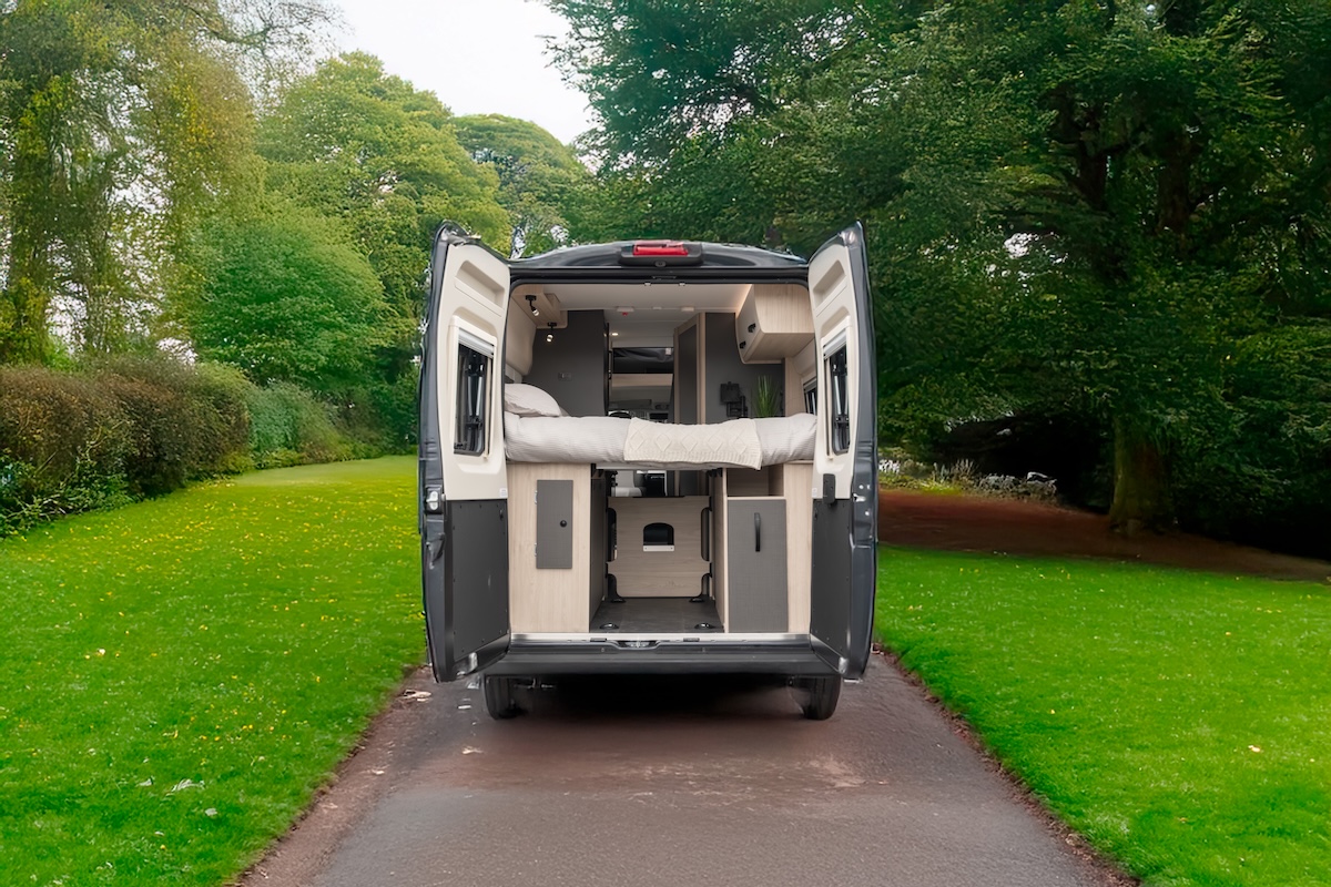 2026 Xplore Cv X9 Rear Open Doors