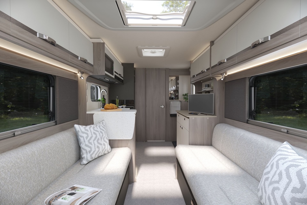 2026 Conqueror 480 Front To Rear