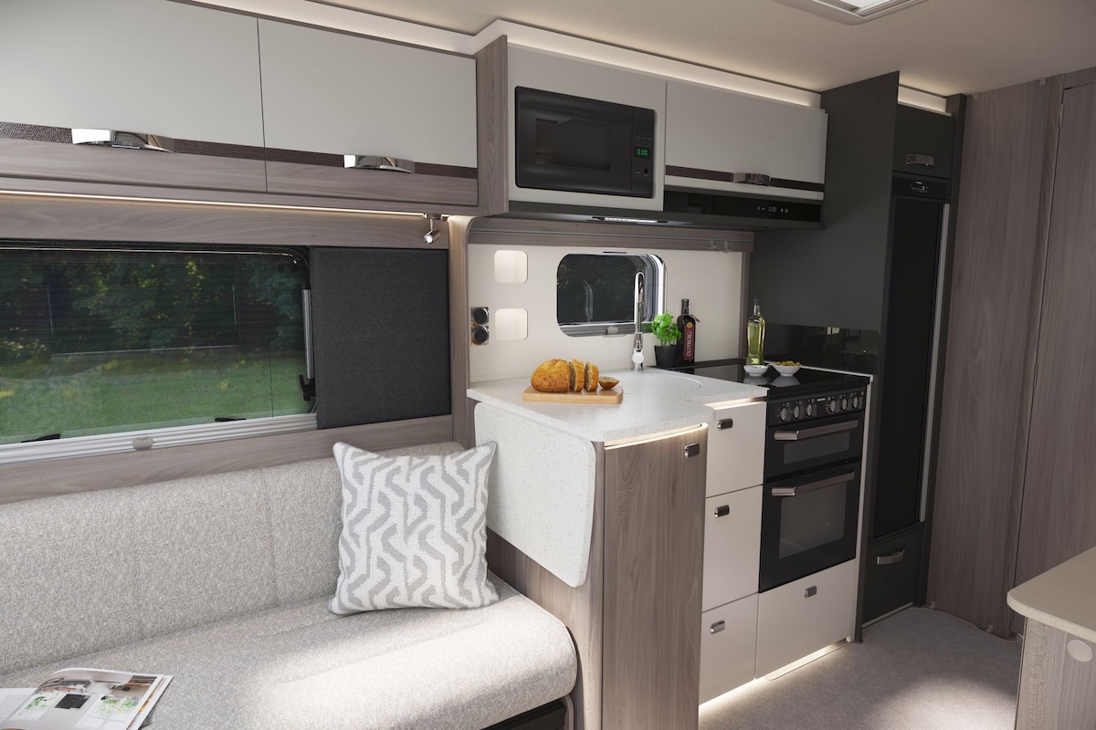 2026 Conqueror 480 Kitchen