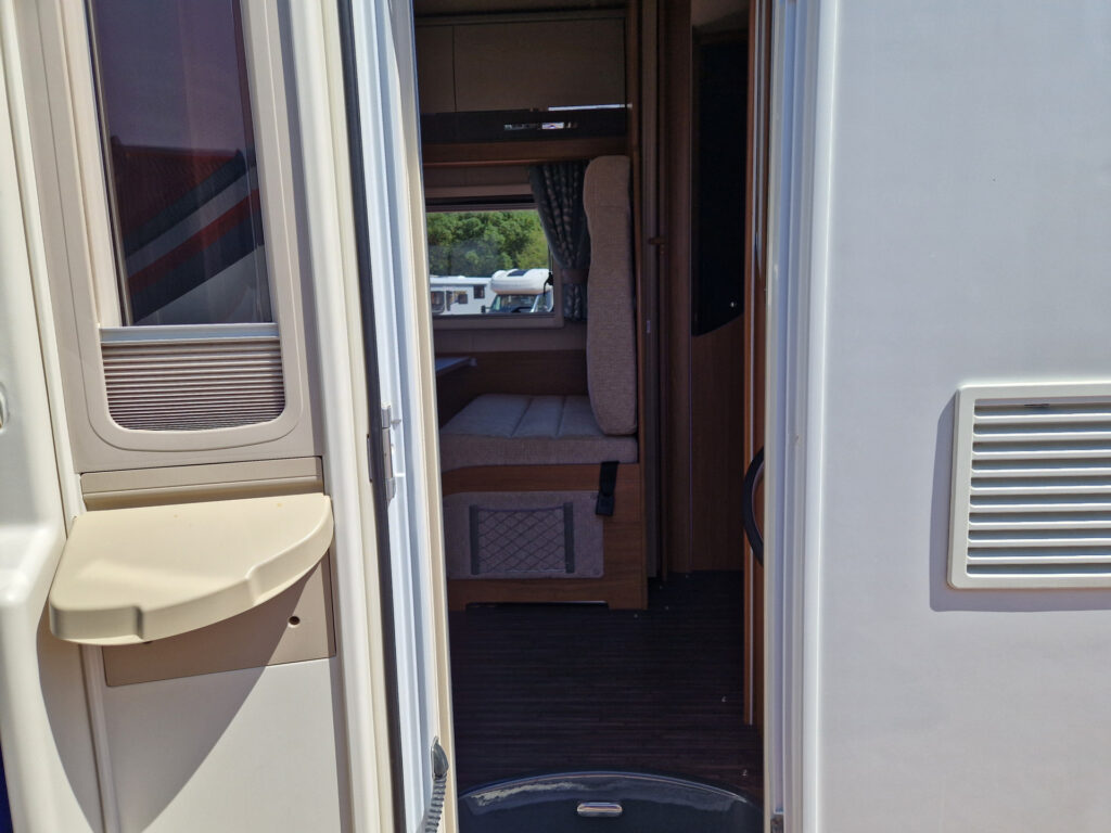 21161 20250618 132012