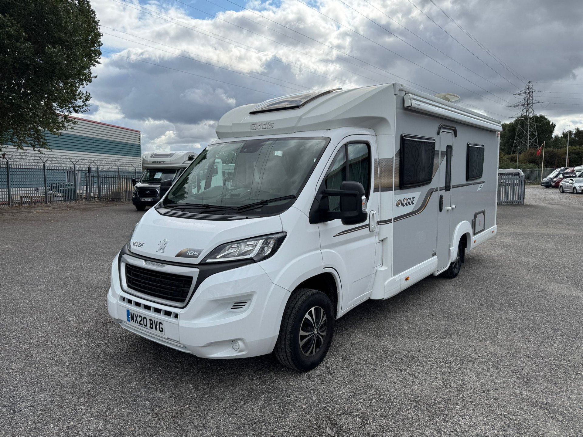 22077 22077 Elddis Autoquest 185 Vogue Bvg 11