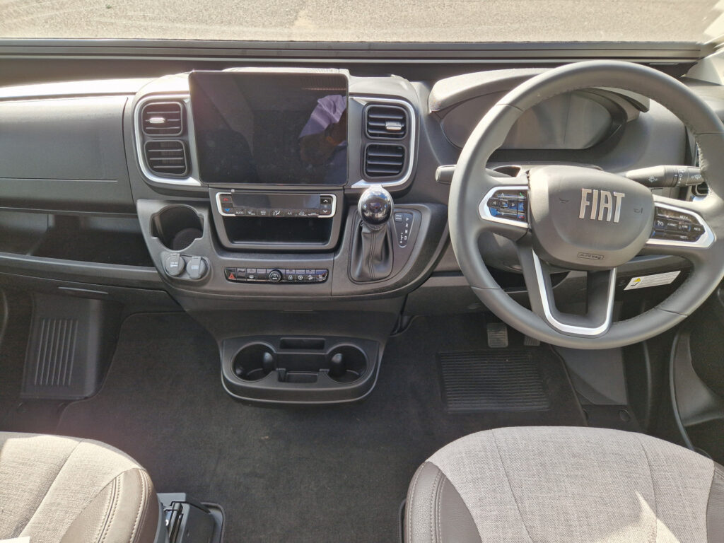 22147 20250826 164530