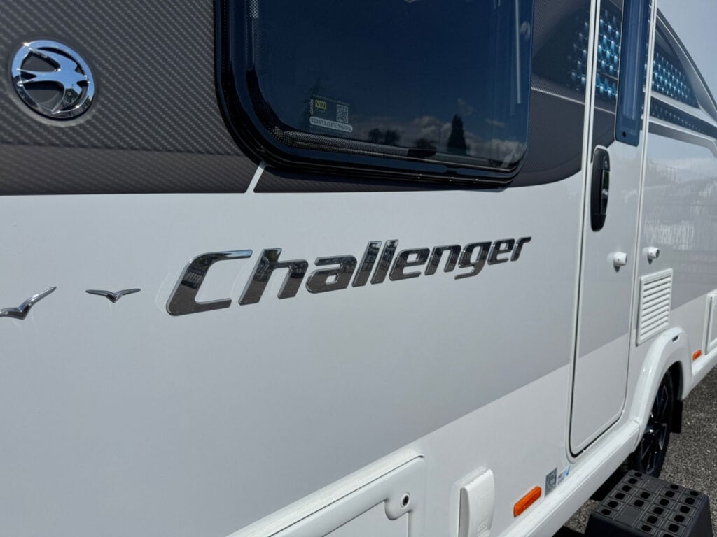 22250 9f498067 F03f 4d88 83fc 43152e3cf1e9