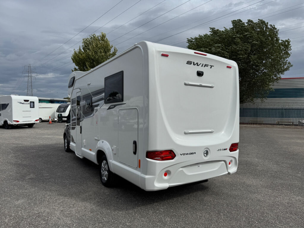 22259 22259 Voyager 494 18