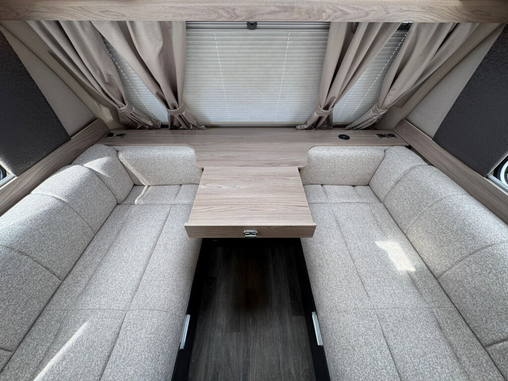 22317 1c79917b 4cce 44d6 A562 C49cbaf96854