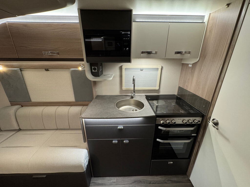 22322 E3587efa F75d 4315 86f0 901c19e6ac8b