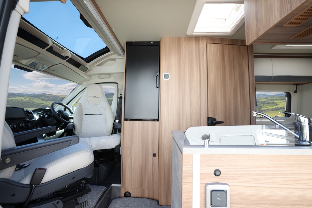 2026 V Line 540 Se Front Cab Kitchen