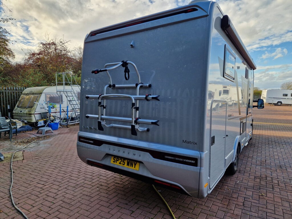 23052 20251104 112506