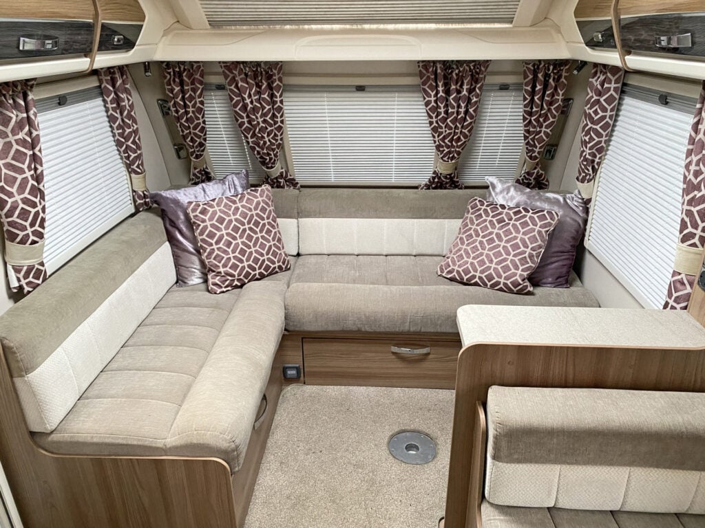 22678 Conqueror 630 2019 8