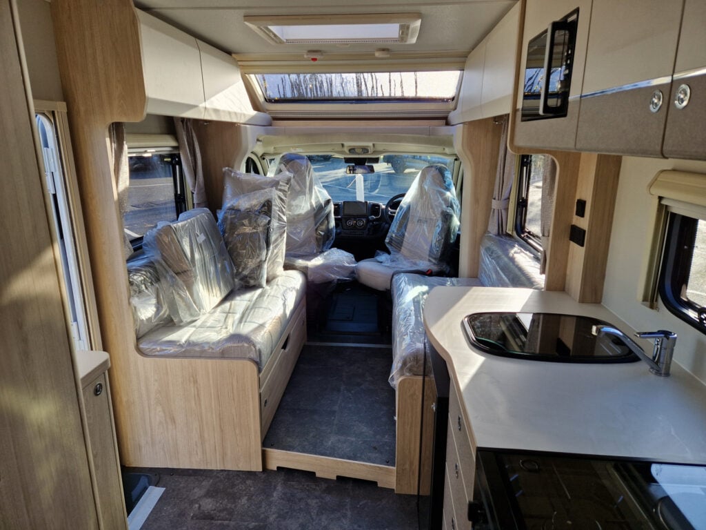 23342 20251210 104606