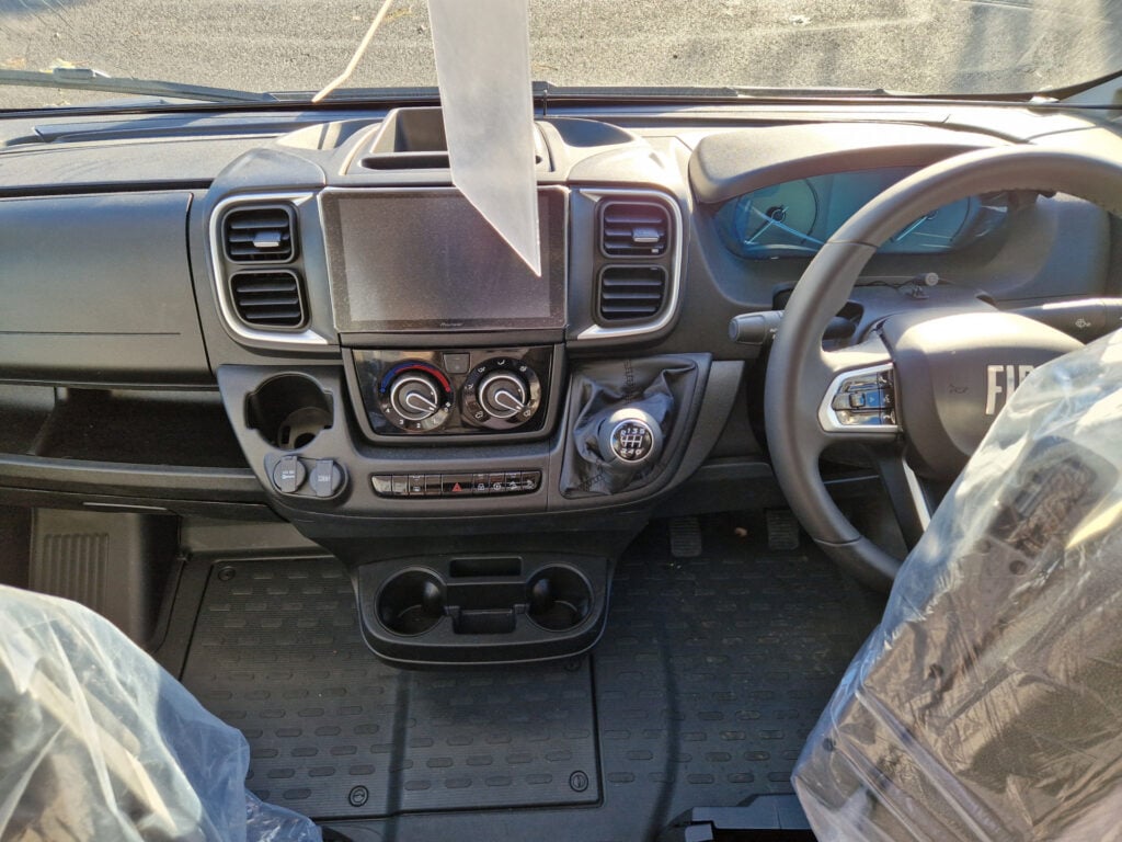 23342 20251210 104614